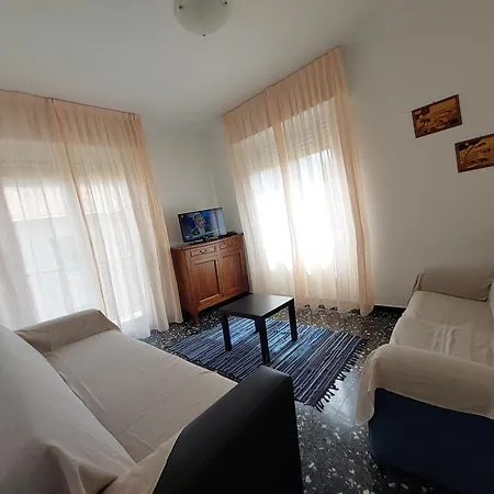 Moneglia&cinque Terre Apartment *