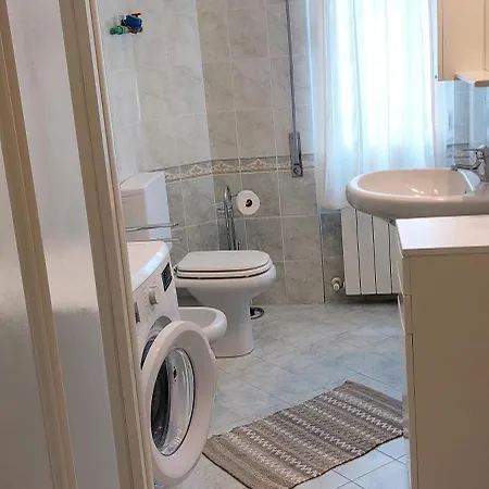 Cinque Terre & Lägenhet Moneglia