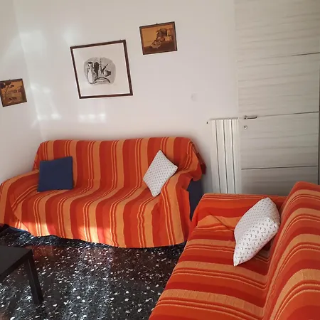 & Cinque Terre Apartment Moneglia