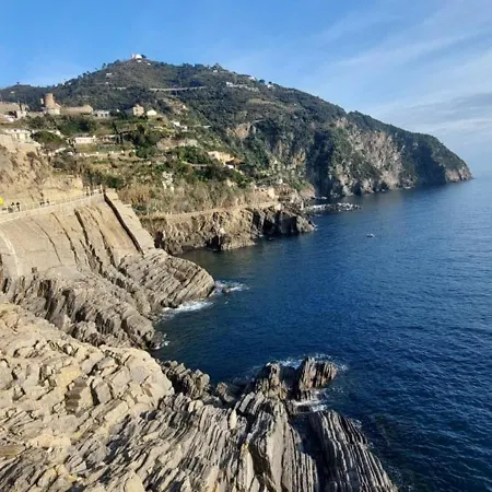 & Cinque Terre * Moneglia