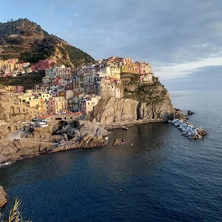 & Cinque Terre Apartment