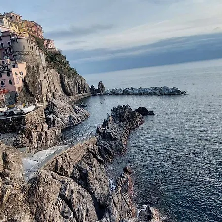 & Cinque Terre