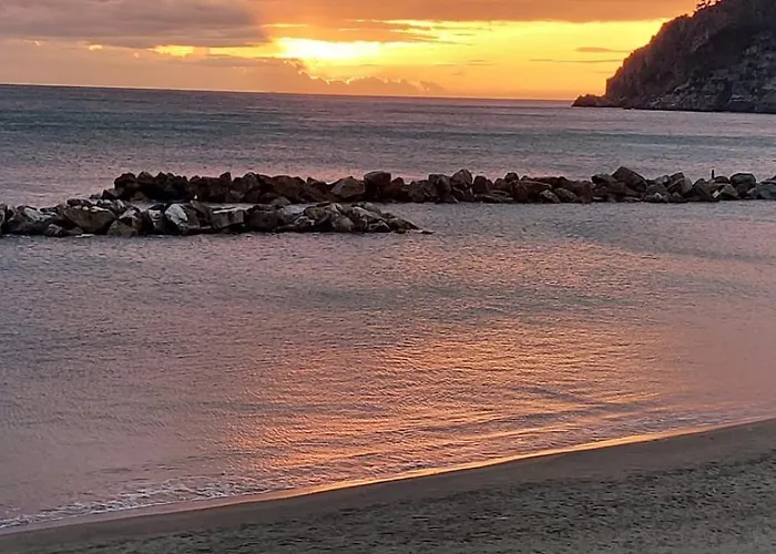 & Cinque Terre